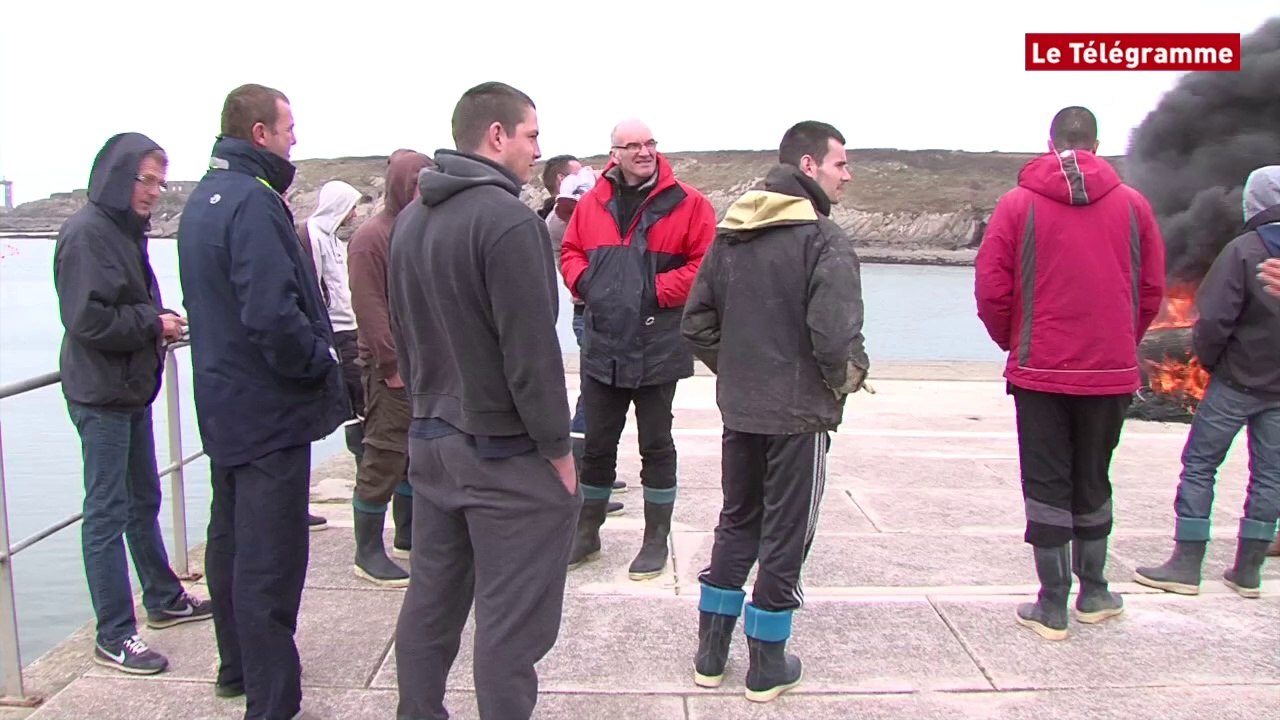 Le Conquet (29). Les pêcheurs bloquent le port : l'interview de Lionel Le Person