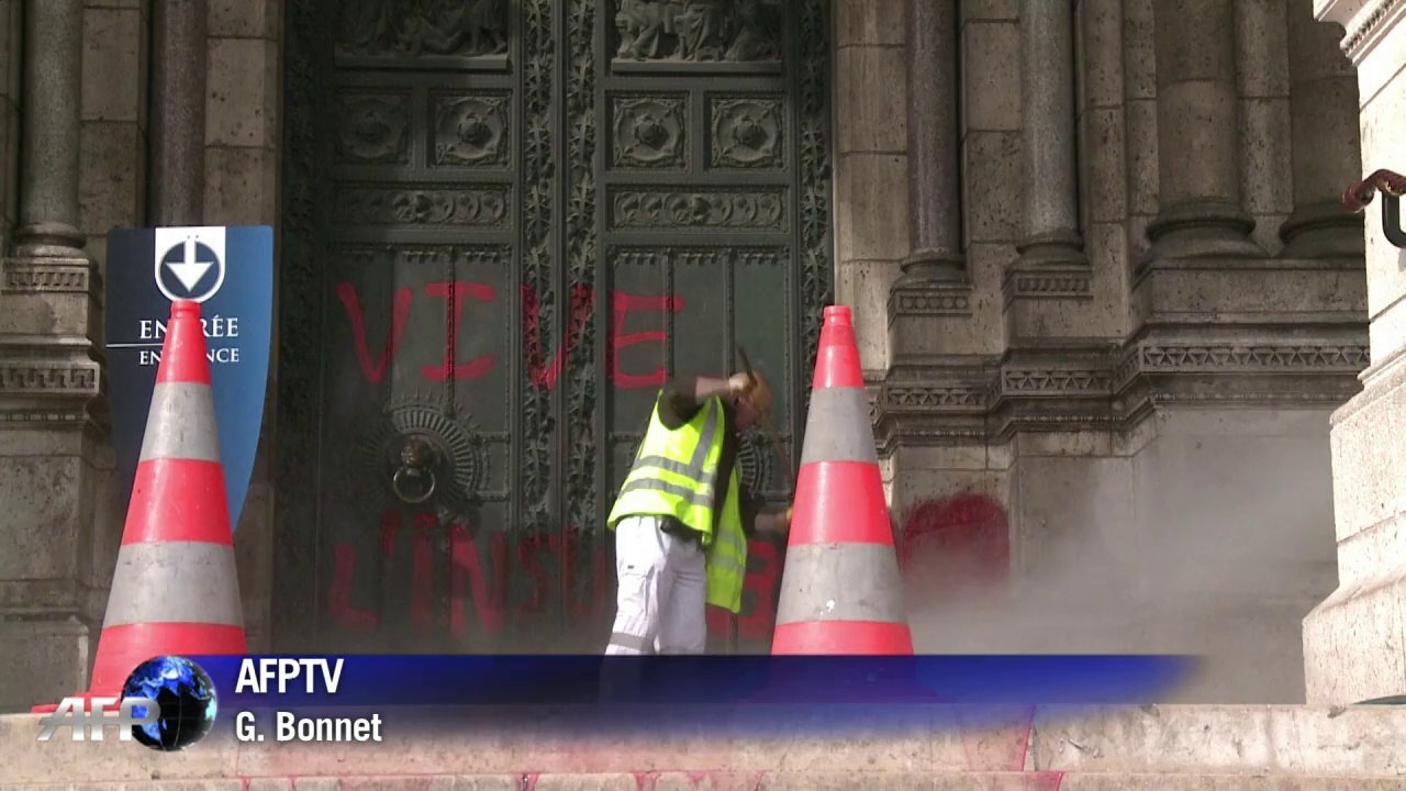 Des tags anarchistes sur le Sacré-Coeur