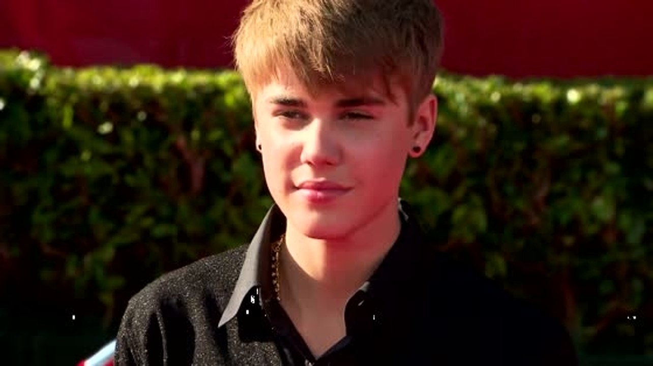 Justin Bieber to Plea, Avoid Jail in Egging Incident