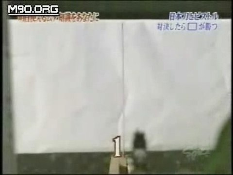 Katana VS Balle de pistolet