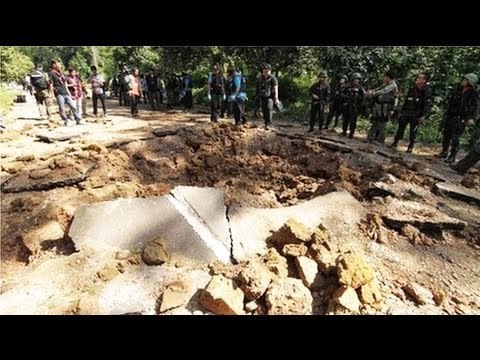 Roadside bomb kills four soldiers in southern Thailand