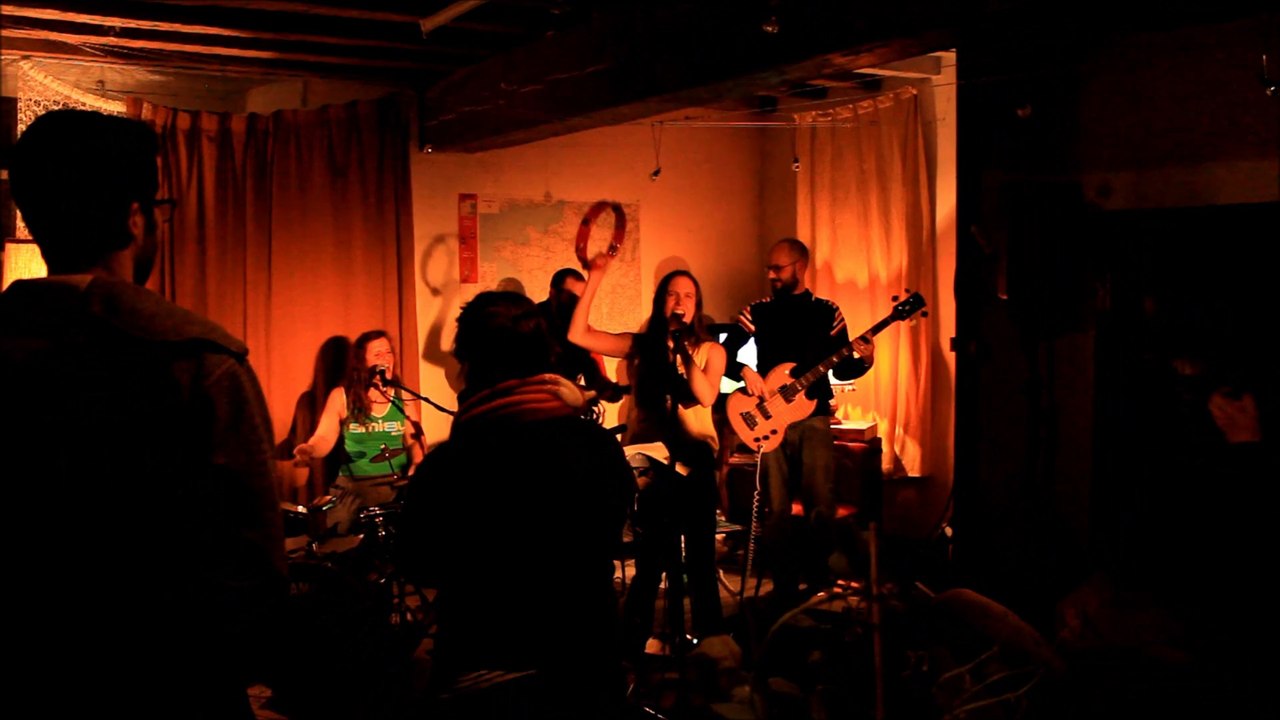 Concert La Villageoise troupe Uburik Quinssaines