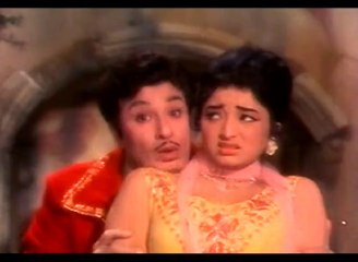 Pombala Sirichapochu - MGR, Lakshmi, Ashokan, Cho - Sangae Muzhangu - Tamil Romantic Song