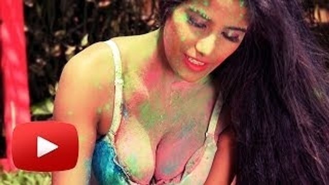 Sexy Holi With Poonam Pandey @ Zoom Holi 2014