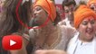 Zoom Holi | Tanisha Singh Shares HOT KISS With Laxmi Narayan Tripathi - Video