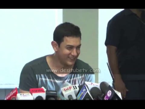 Amir khan this year celebrating his birthday with his family during the press meet