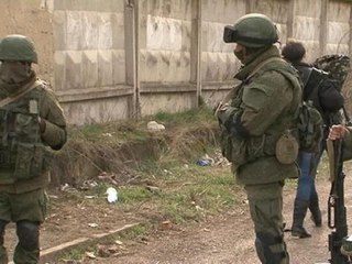 Crimée: bras de fer entre les nouvelles autorités et les soldats ukrainiens - 20/03