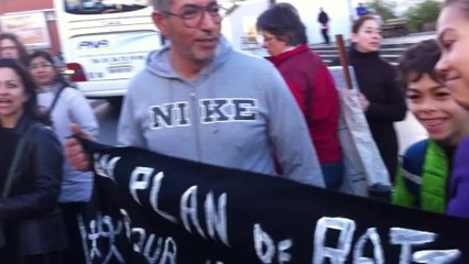 Manif college Plaine blocage rue du Landy 2