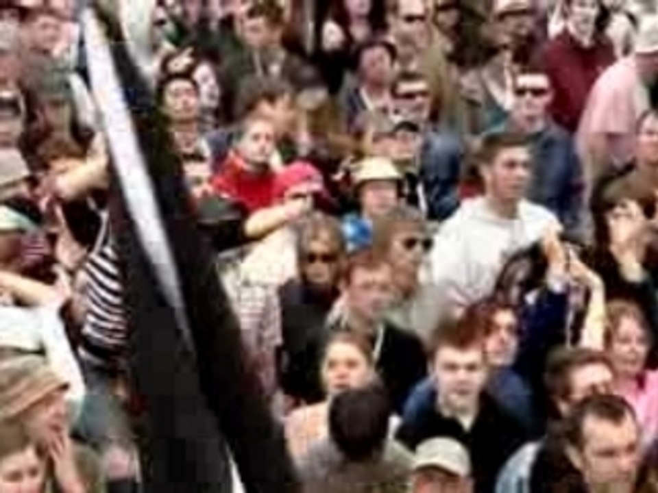 Every You, Every Me live 2006