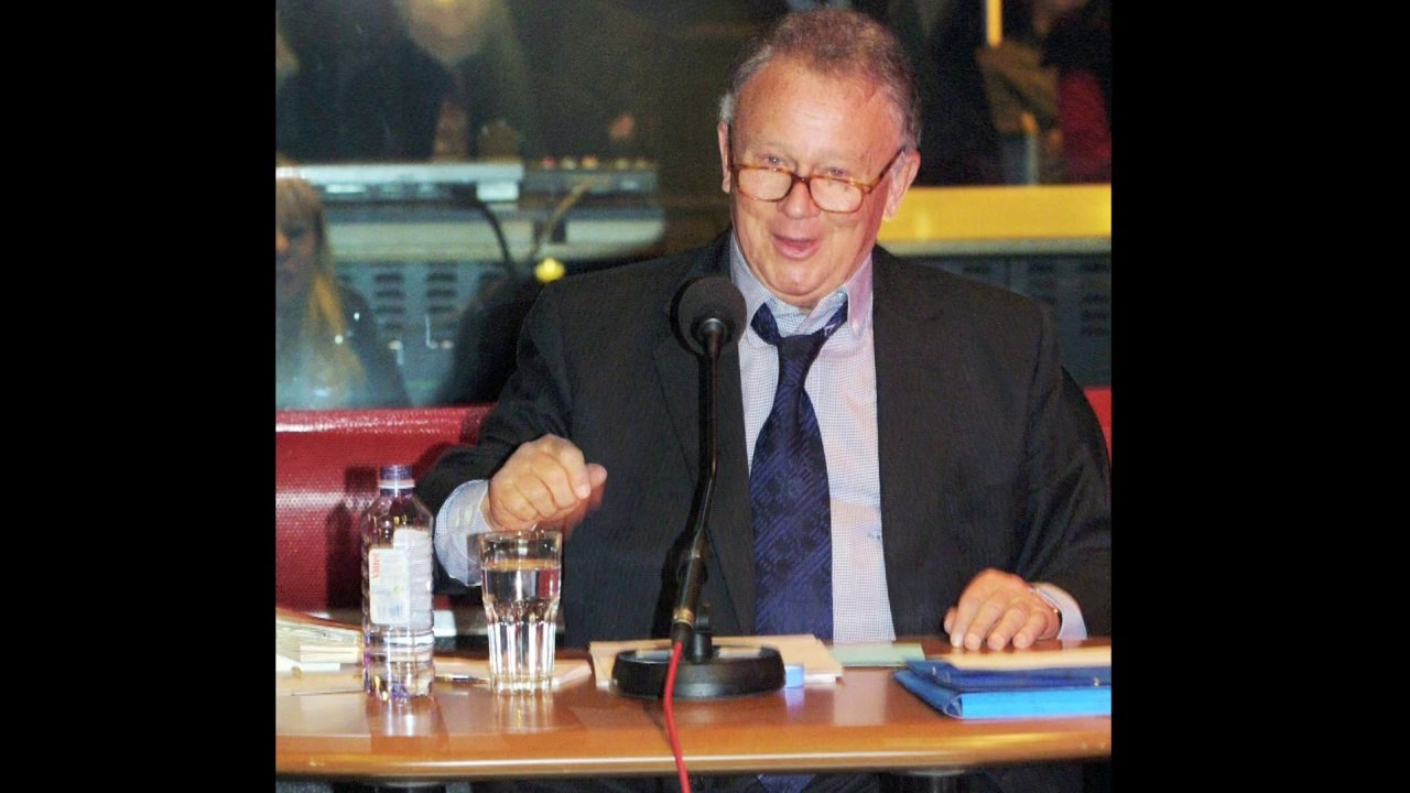 Laurent Ruquier remplacera Philippe Bouvard aux "Grosses Têtes"