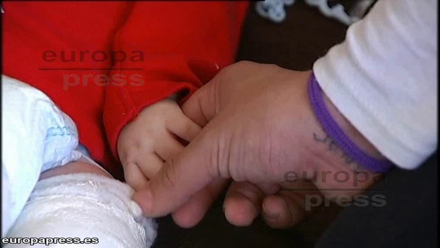 Familia de Roses pide ayuda para su hijo Izan