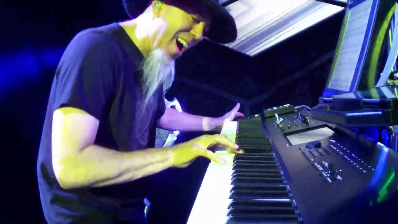 Dream Theater - Pull Me Under (Live At Luna Park)