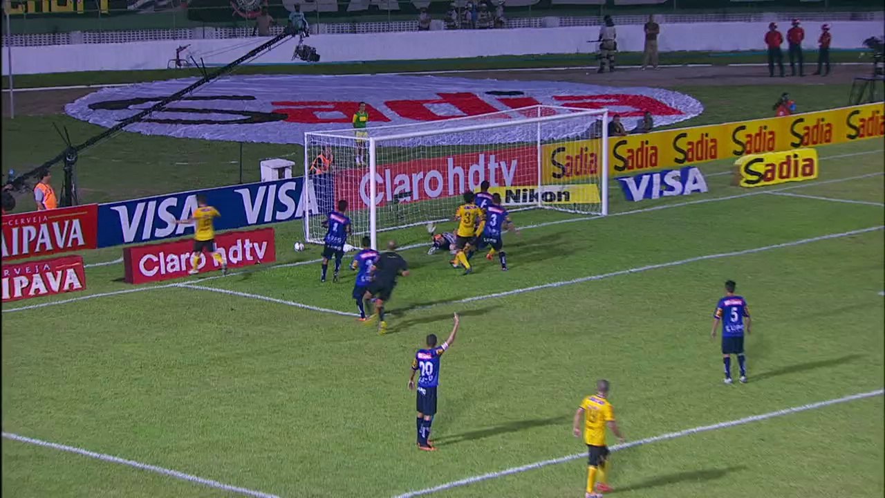 Corinthias vence o Bahia de Feira de Santana pela Copa do Brasil