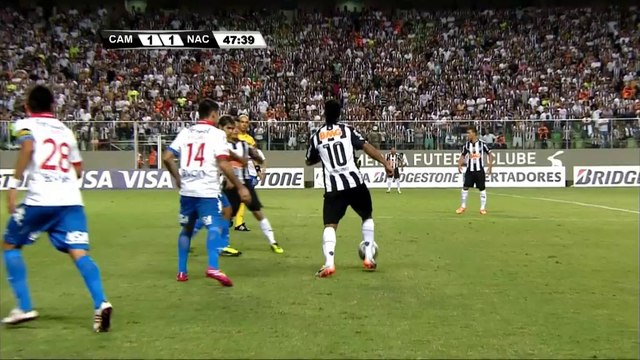 Libertadores - La séance de jonglage de Ronaldinho