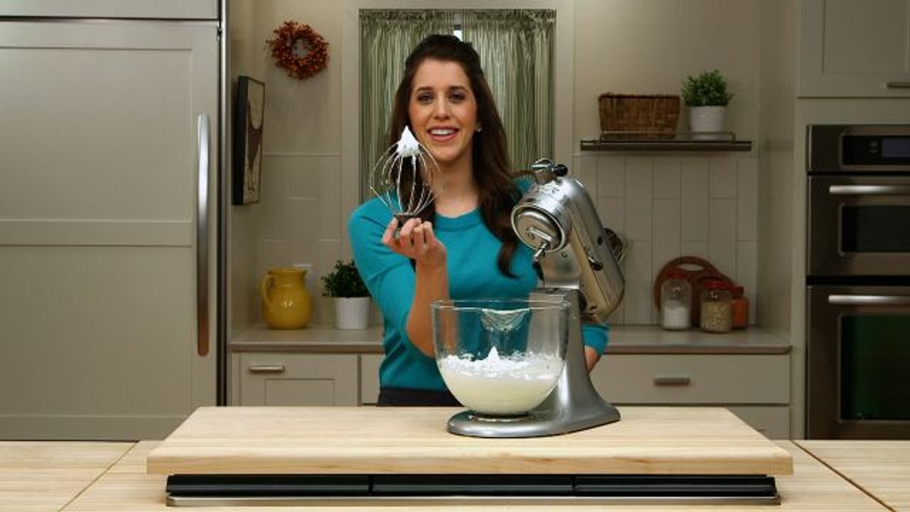 Epicurious Essentials: Cooking How-Tos - How to Whip Egg Whites