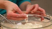 Epicurious Essentials: Cooking How-Tos - How to Make Pie Dough by Hand