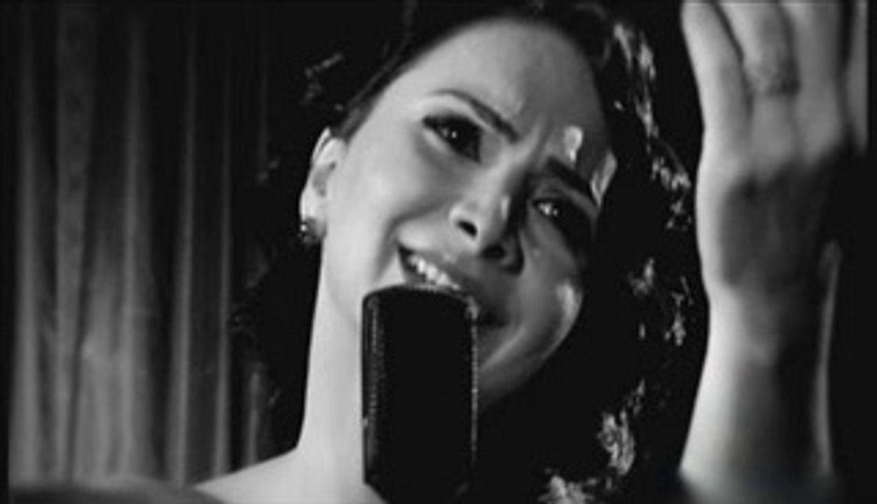 Devrim Gürenç - Aşağıdan Gelir Omuz Omuza