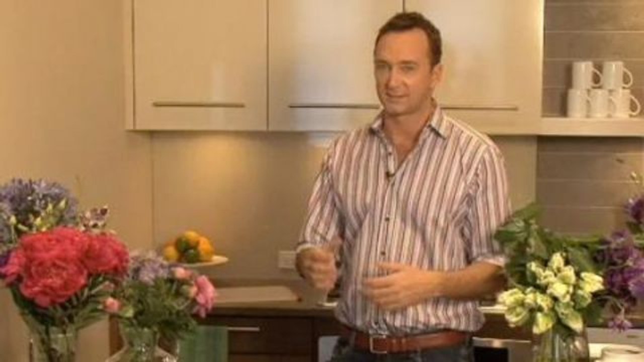 Expert Entertaining Tips - Flowers