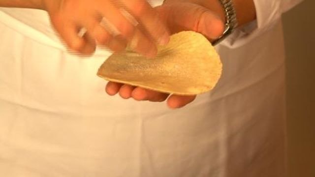 Around the World in 80 Dishes - How to Make Mexican Corn Tortillas, Part 2