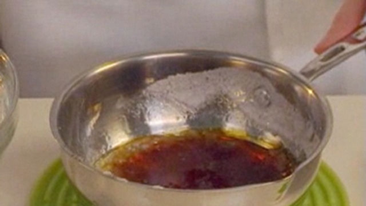 Epicurious Essentials: Cooking How-Tos - How to Caramelize Sugar