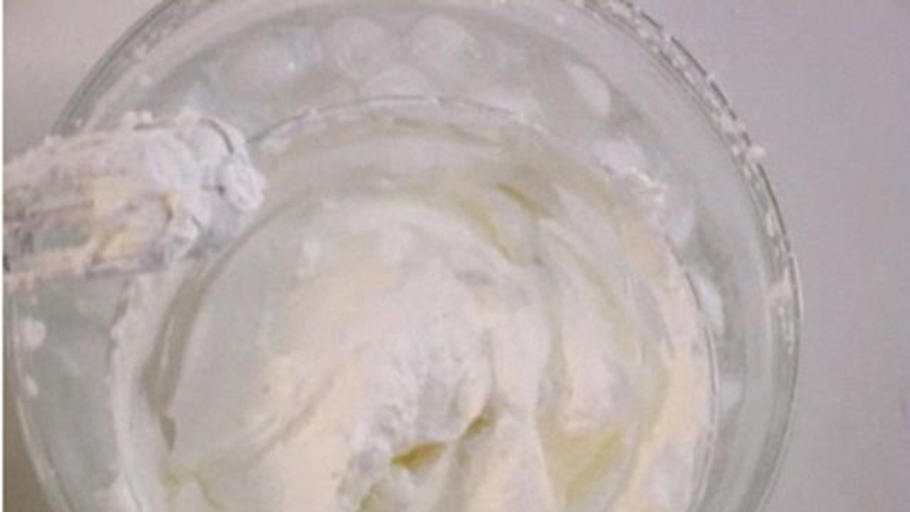 Epicurious Essentials: Cooking How-Tos - How to Whip Cream