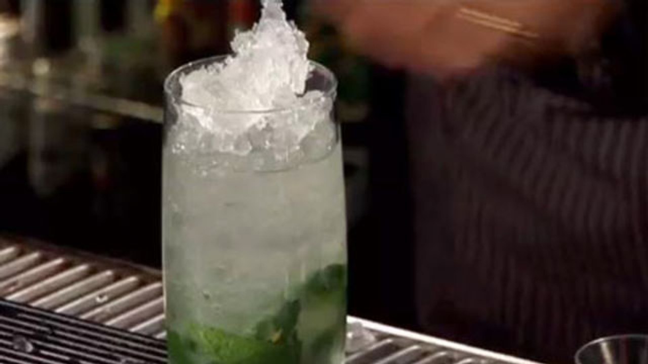 Epicurious Cocktails - How to Make a Mojito Cocktail
