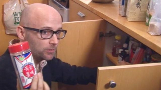 Celebrity Cooks - Tour Moby's Kitchen