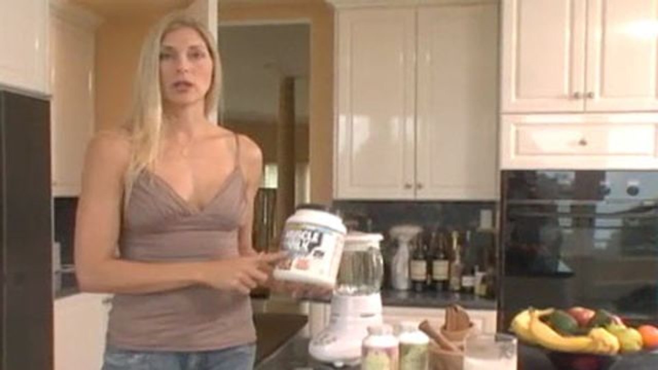 Celebrity Cooks - Gabrielle Reece's Breakfast Smoothie Recipe