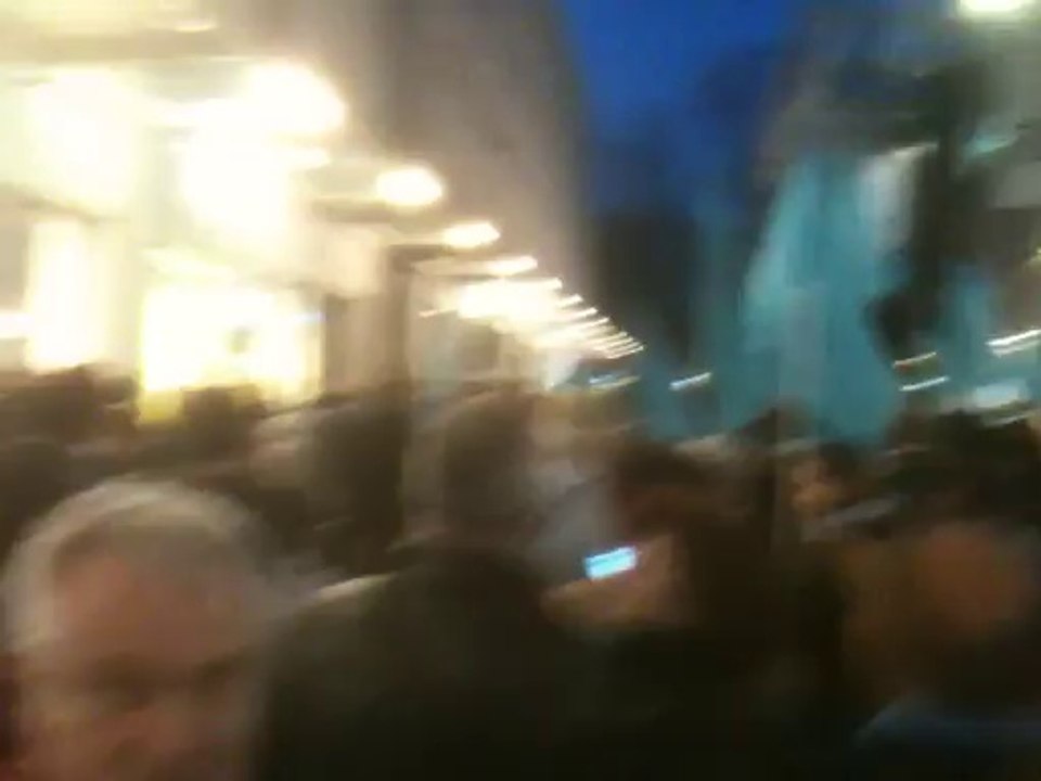 Manif improvisée avant le meeting pour soutenir Ibrahim Dufriche à Montreuil