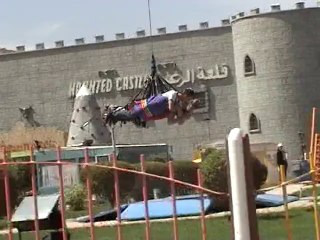 Bungee jumping 100 metters Kuwait ( Florian Lica )