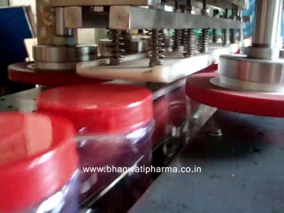 Linear Capping Machine