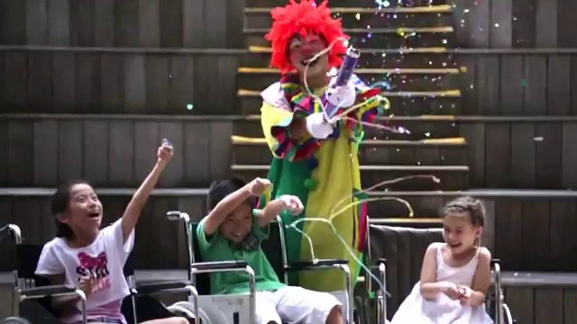 Cảm động rơi nước mắt : Clip món quà ý nghĩa của cha nghèo