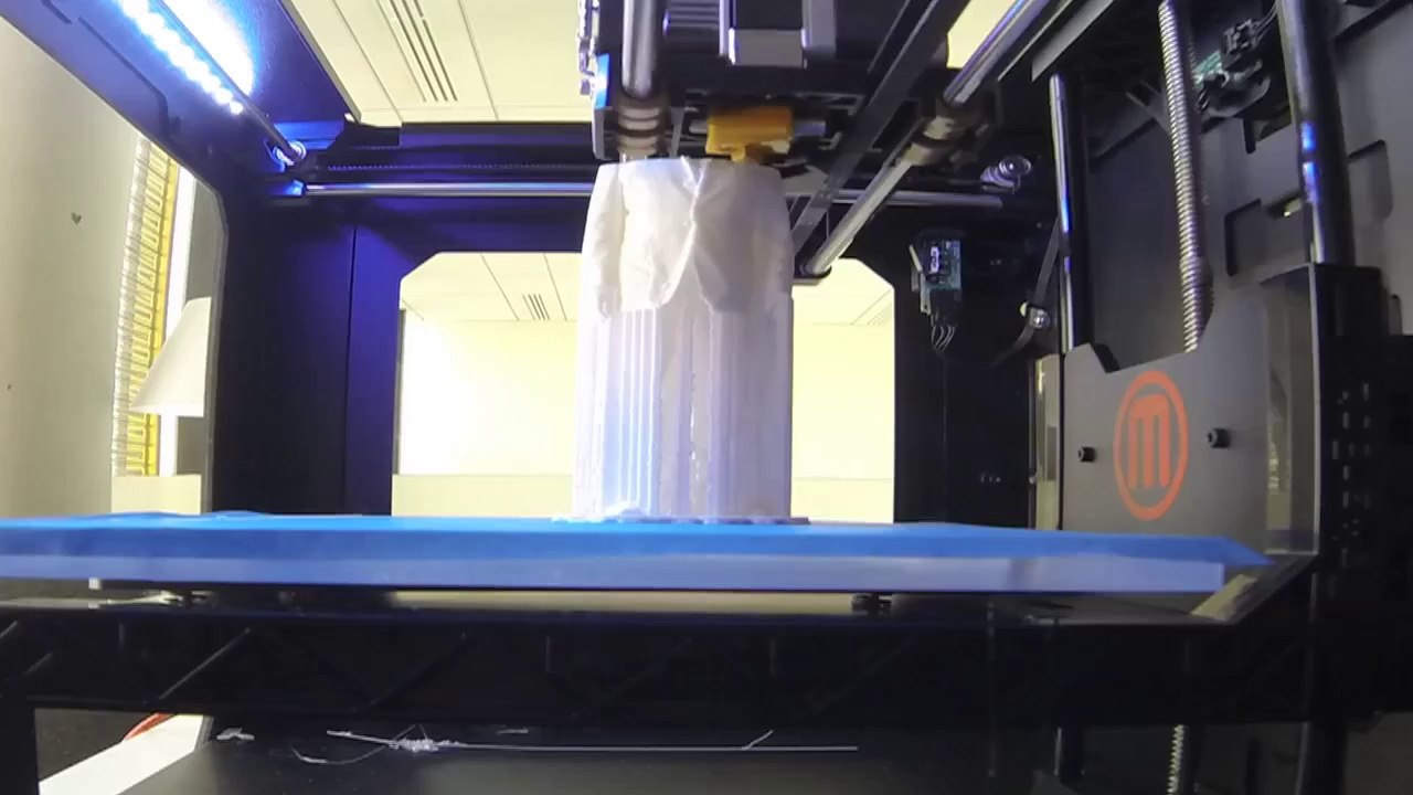 Séguéla : des figurines 3D pour ses 80 ans