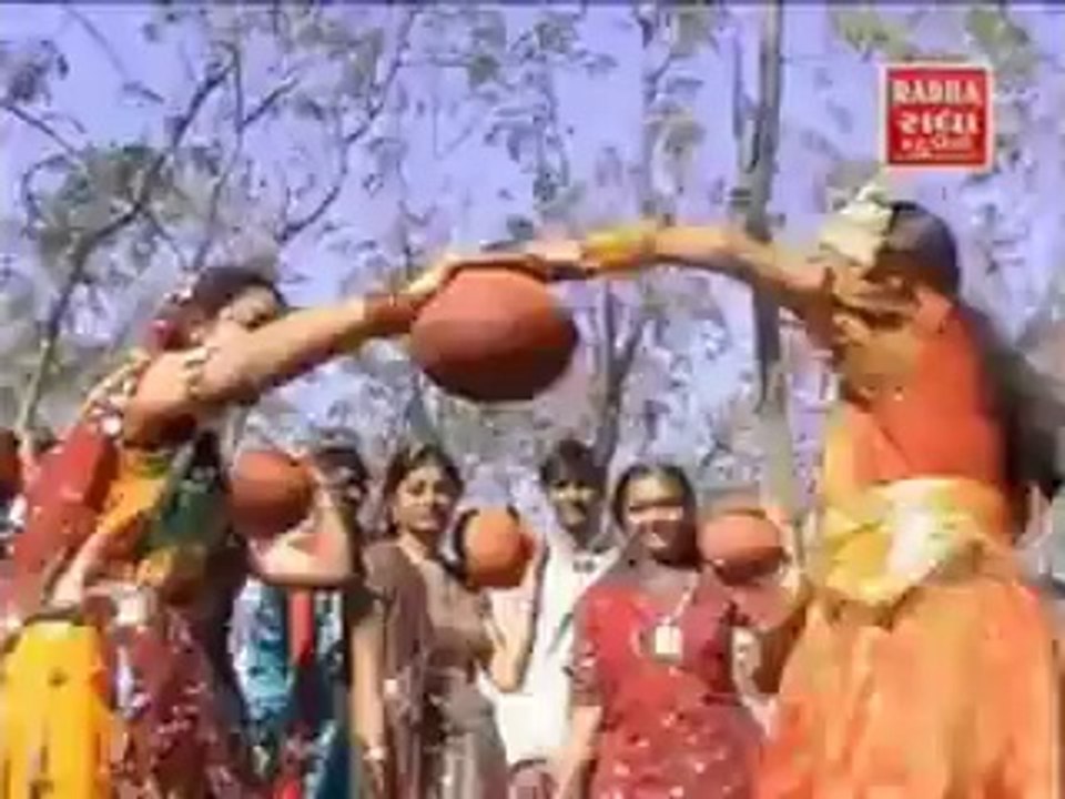 Shyam Teri Bansi - Krishna Devotional Song
