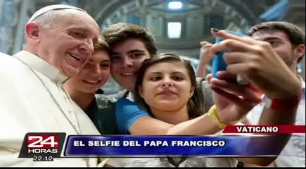 Download Video: El Papa Francisco se suma de nuevo a la fiebre de los 'selfies' desde el Vaticano