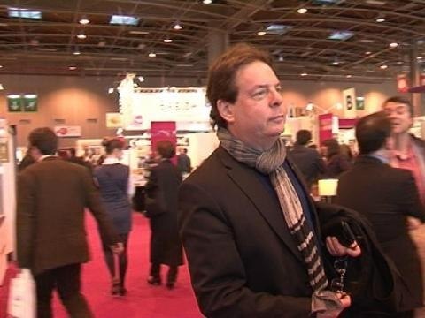 Douglas Kennedy au Salon du livre: c'est essentiel de rencontrer mes lecteurs - 21/03