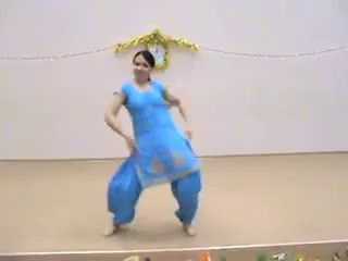 Talented Girl...Lovely Dance.wmv