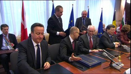 La UE estrecha lazos con Ucrania