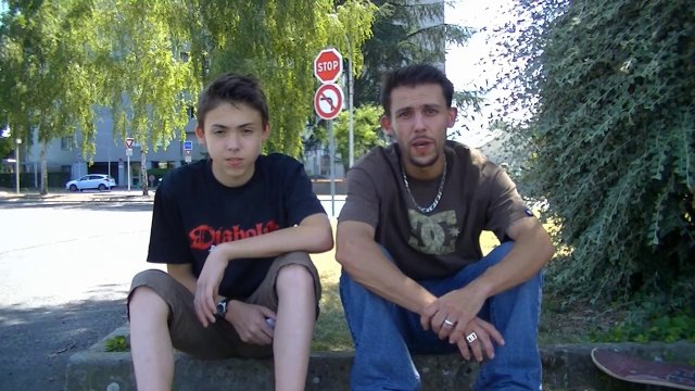 Tuto de skate { Tricks Tips : Le Fakie 180 Front }