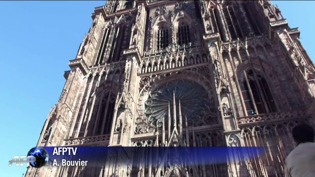 Strasbourg: le rayon vert de la cathédrale attire les foules