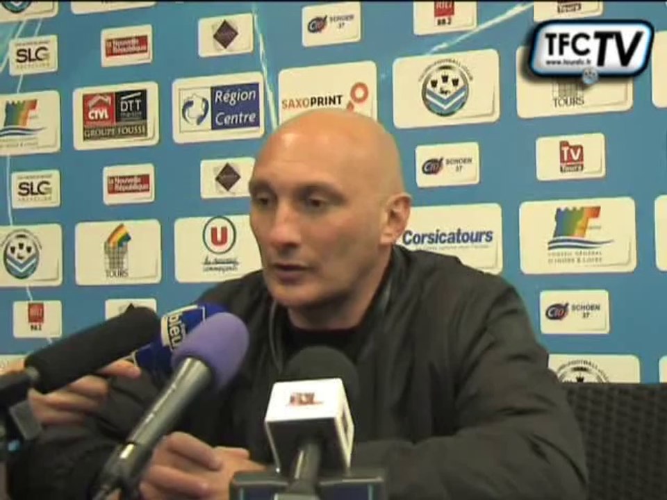 Tours FC - CA Bastia : 1-0 "Il a fallu cravacher jusqu'au bout" (O. Pantaloni)