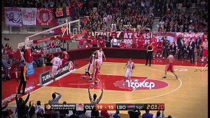 Play of the night: Vangelis Mantzaris & Brent Petway, Olympiacos Piraeus