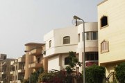Apartment with roof for sale in new cairo lake view compound