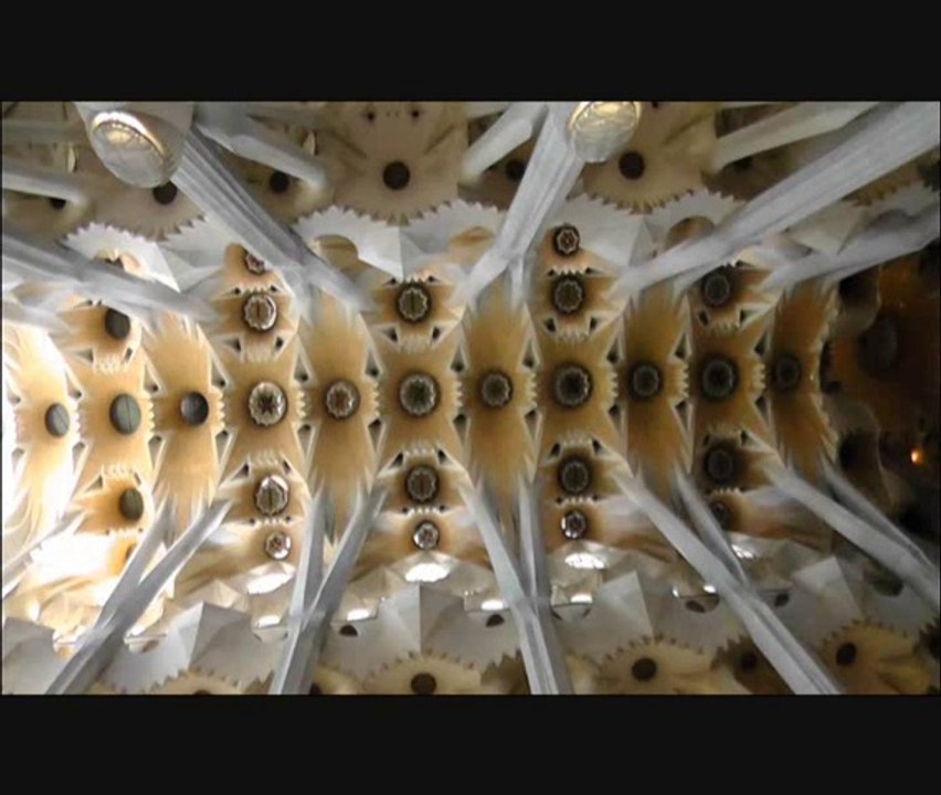 "Sagrada Familia" -Antoni Gaudi- Filmée par Royo jean jacques