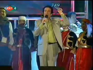 İzzet ALTINMEŞE-Ben De Gidem Paytahta