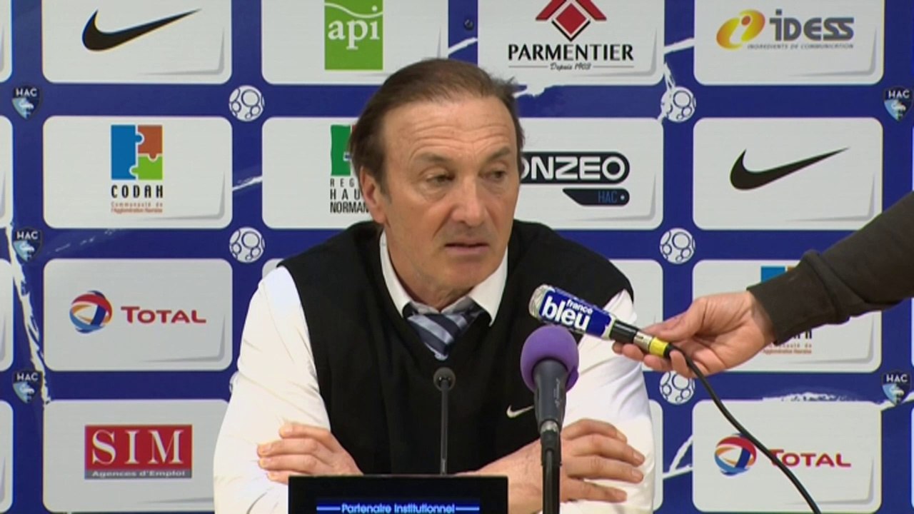 Conférence de presse Havre AC - Stade Lavallois (1-1) : Erick MOMBAERTS (HAC) - Denis ZANKO (LAVAL) - 2013/2014