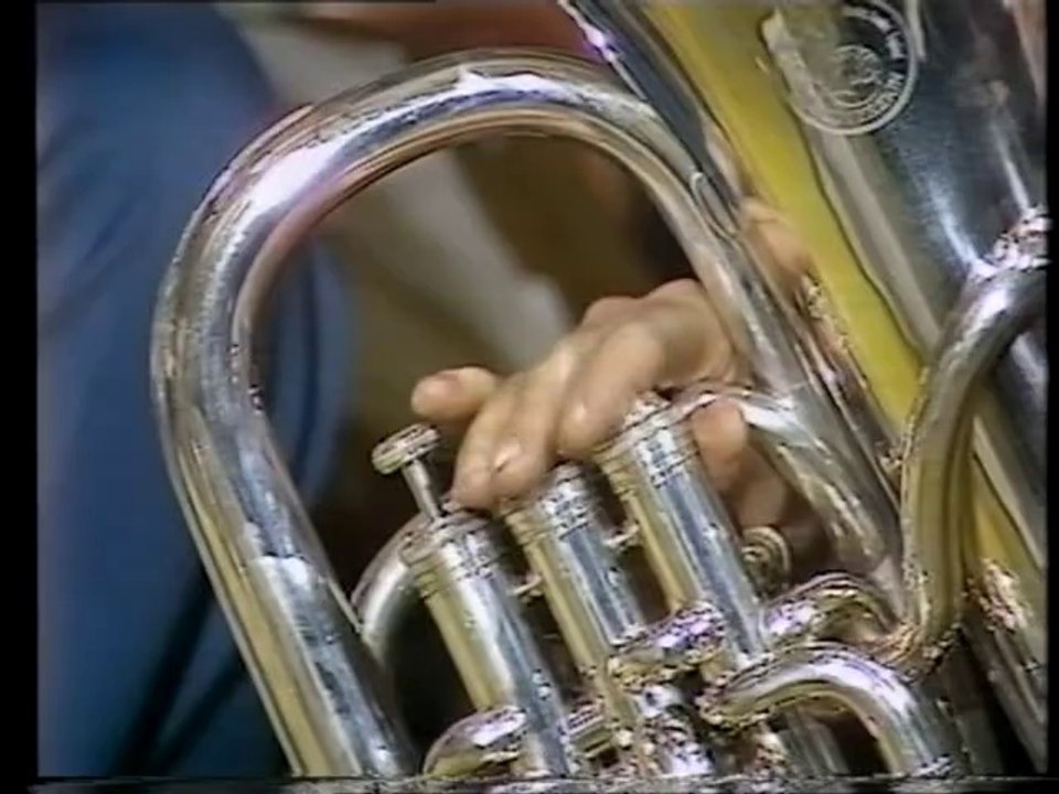 Music Round-Brass