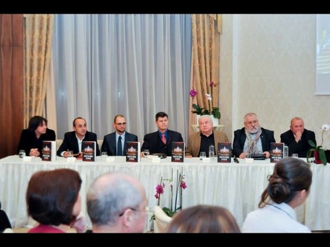 Larry Watts despre dusmanii Romaniei de ieri si azi cu Ioan Talpes si Lucia Jurca la Intalniri Capitale