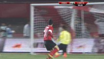 Huang Xiyang scores a screamer