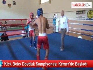 Kick Boks Dostluk Şampiyonası Kemer'de Başladı